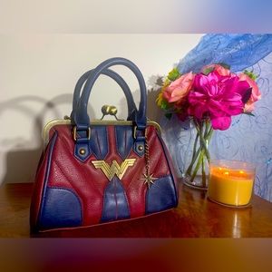 Wonder Woman Retro Handbag